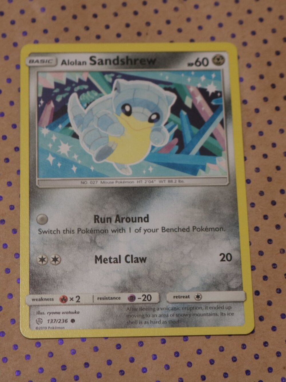 Alolan Sandshrew 137/236 Pokemon Card (2019)